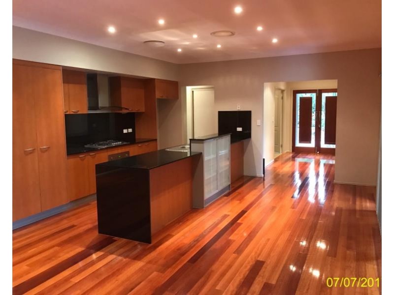 9 Peachester Close, Ormeau QLD 4208