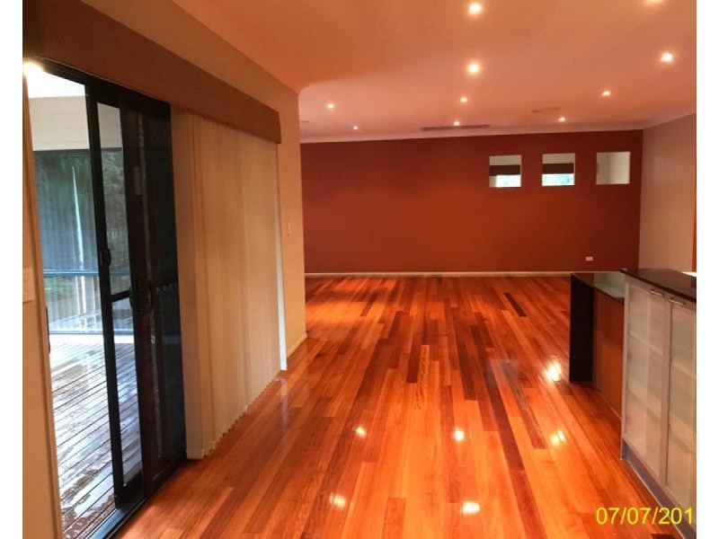 9 Peachester Close, Ormeau QLD 4208