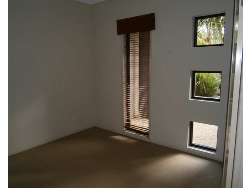 9 Peachester Close, Ormeau QLD 4208