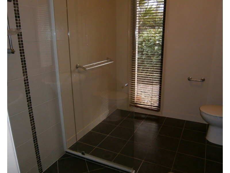 9 Peachester Close, Ormeau QLD 4208