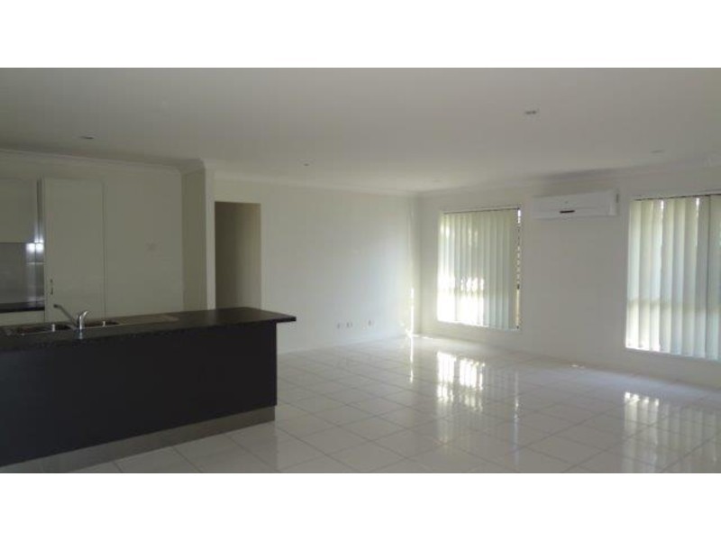 53 Commander Parade, Bucasia QLD 4750