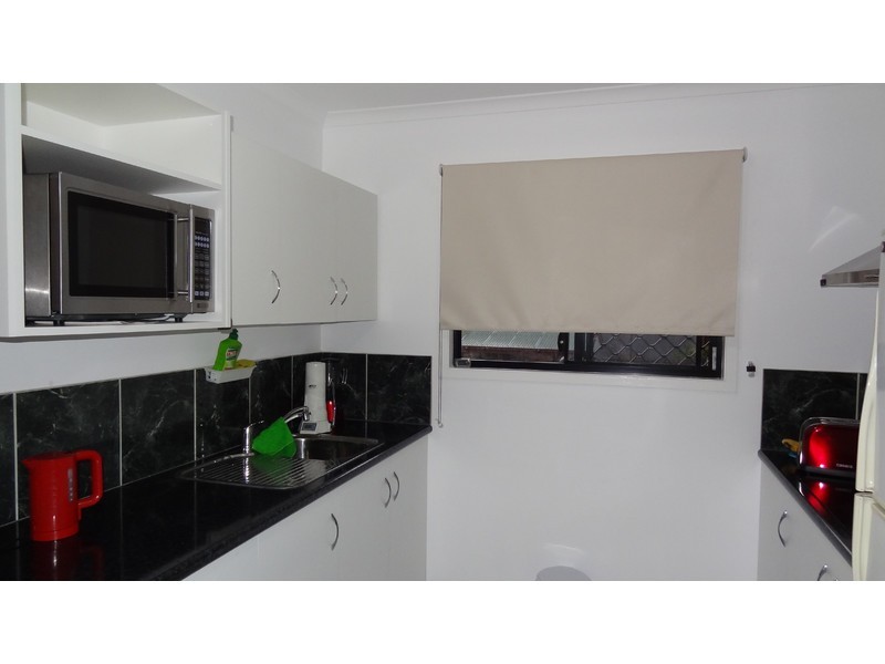 10 Edmonds Street, Bucasia QLD 4750