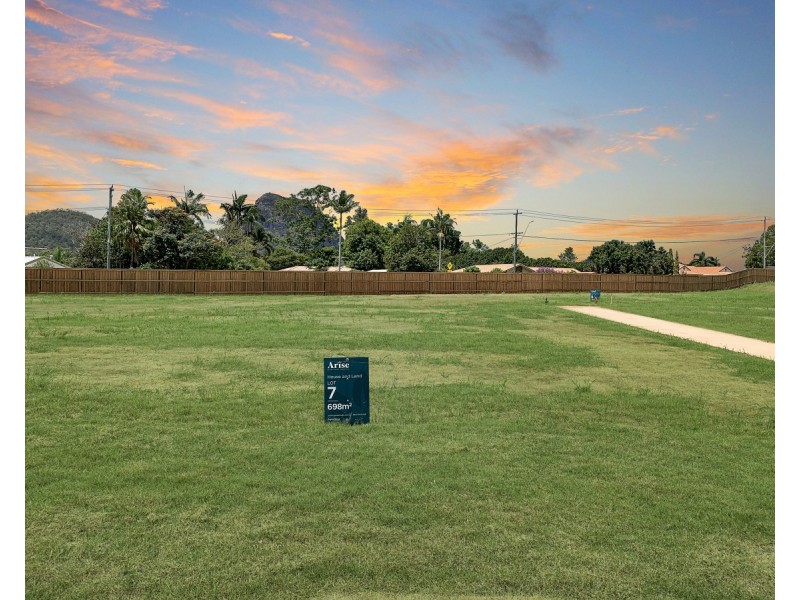 Lot 7/2 Ngungun Crescent, Glass House Mountains QLD 4518