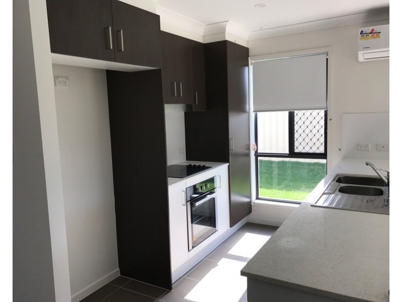 1/51 Poole Road, Glass House Mountains QLD 4518