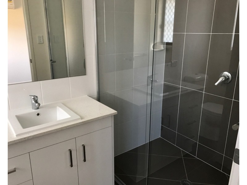 1/51 Poole Road, Glass House Mountains QLD 4518