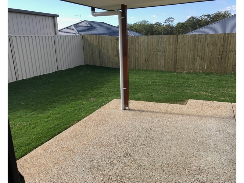 1/51 Poole Road, Glass House Mountains QLD 4518