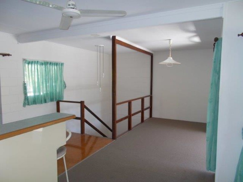 83 Waverley Street, Bucasia QLD 4750