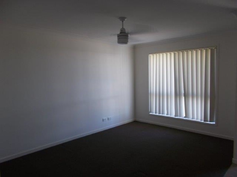 28 Trinity Parade, Blacks Beach QLD 4740