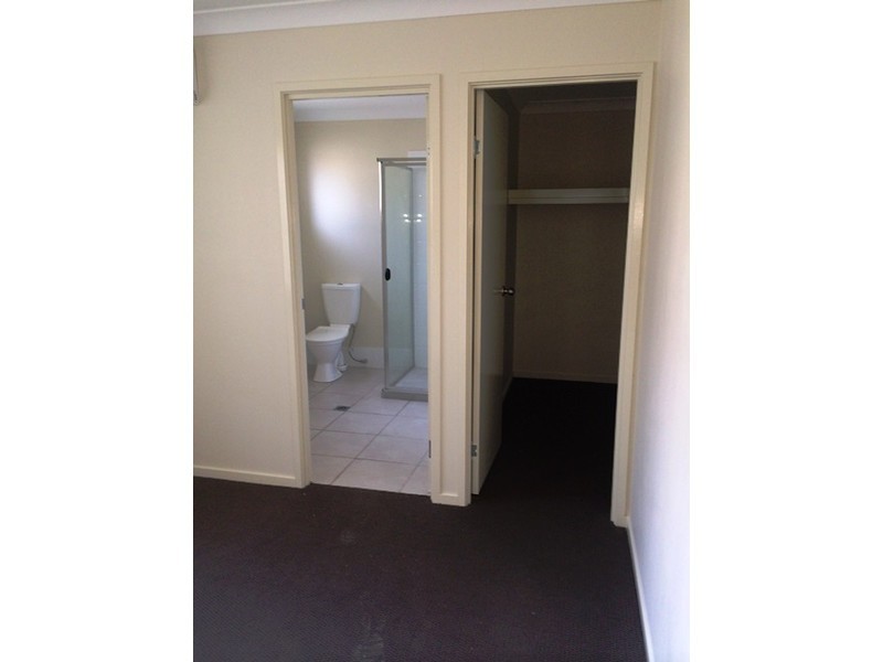 37 Scarborough Circuit, Blacks Beach QLD 4740