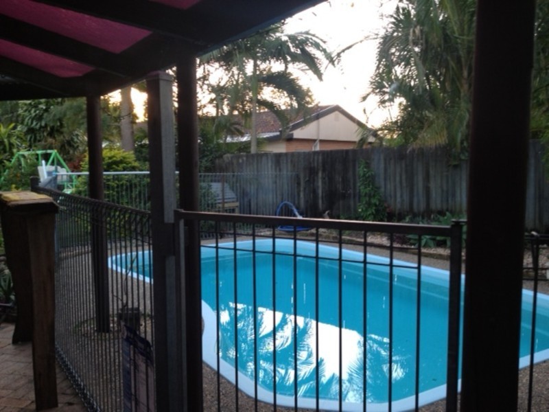 1 Boden Street, Bucasia QLD 4750