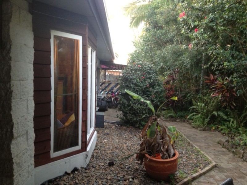 1 Boden Street, Bucasia QLD 4750