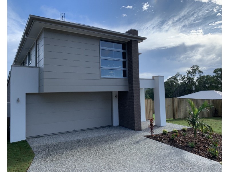 25 Willowood Crescent, Nambour QLD 4560