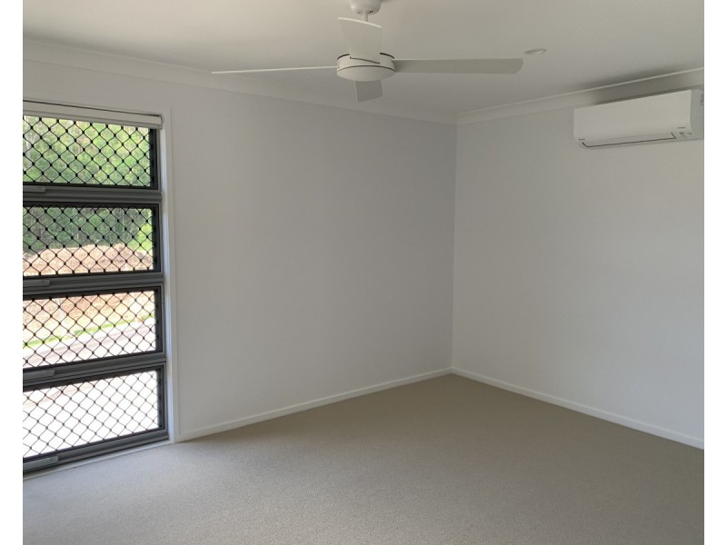 25 Willowood Crescent, Nambour QLD 4560