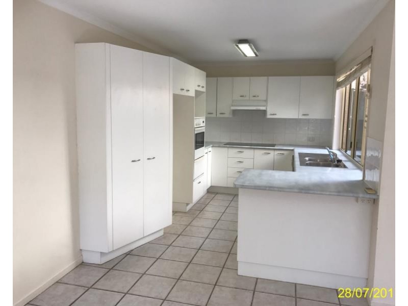 8 Beaverbrook Circuit, Sippy Downs QLD 4556