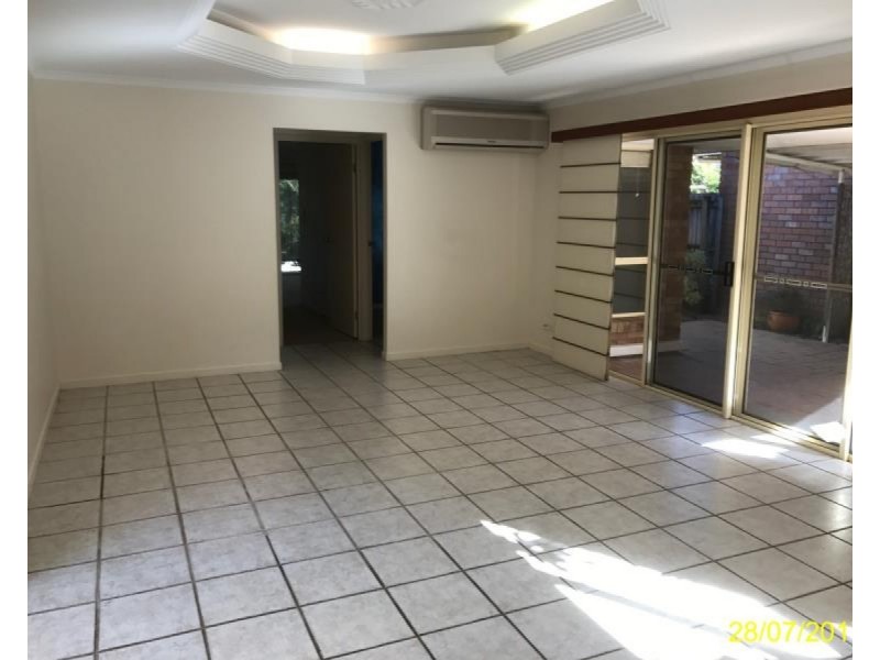 8 Beaverbrook Circuit, Sippy Downs QLD 4556