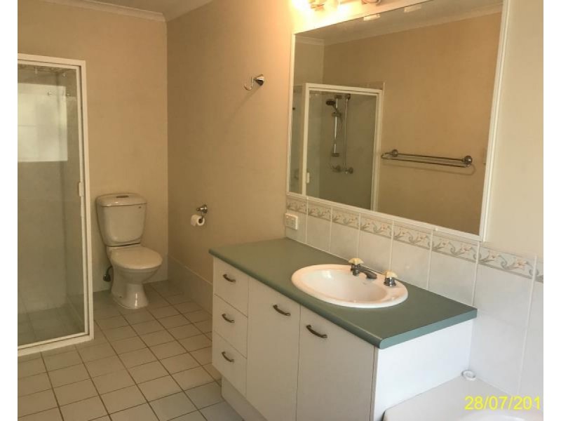 8 Beaverbrook Circuit, Sippy Downs QLD 4556