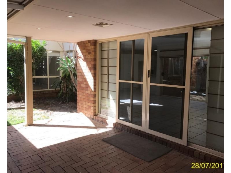 8 Beaverbrook Circuit, Sippy Downs QLD 4556