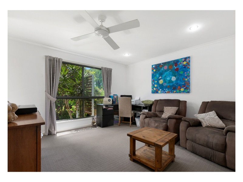 3 Grimes Terrace, Burnside QLD 4560
