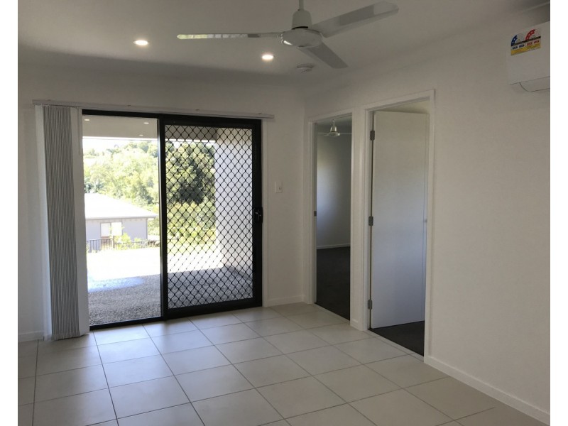 2/4 Horizon Way, Woombye QLD 4559