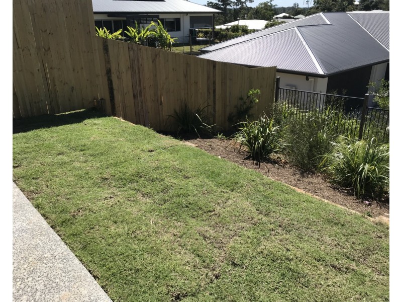 2/4 Horizon Way, Woombye QLD 4559