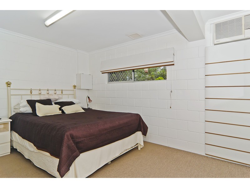 22 Dandenong Street, Burnside QLD 4560