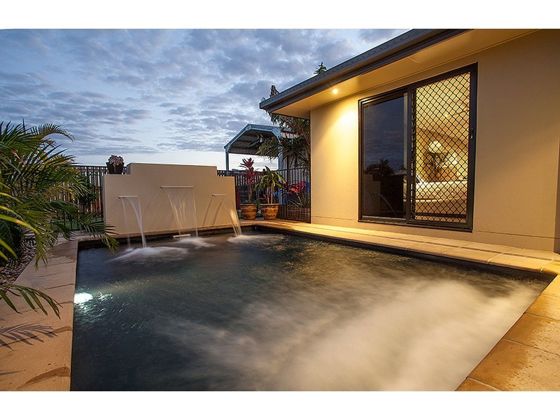 31 Companion Way, Shoal Point QLD 4750