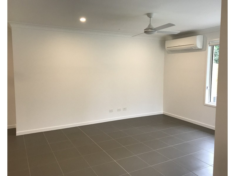 1/2 Echidna Court, Landsborough QLD 4550