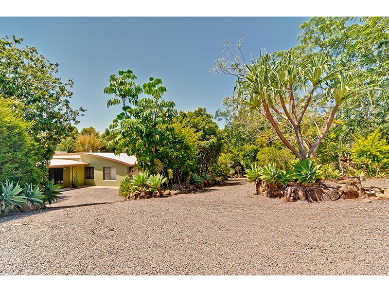 2 Livistona Drive, Doonan QLD 4562