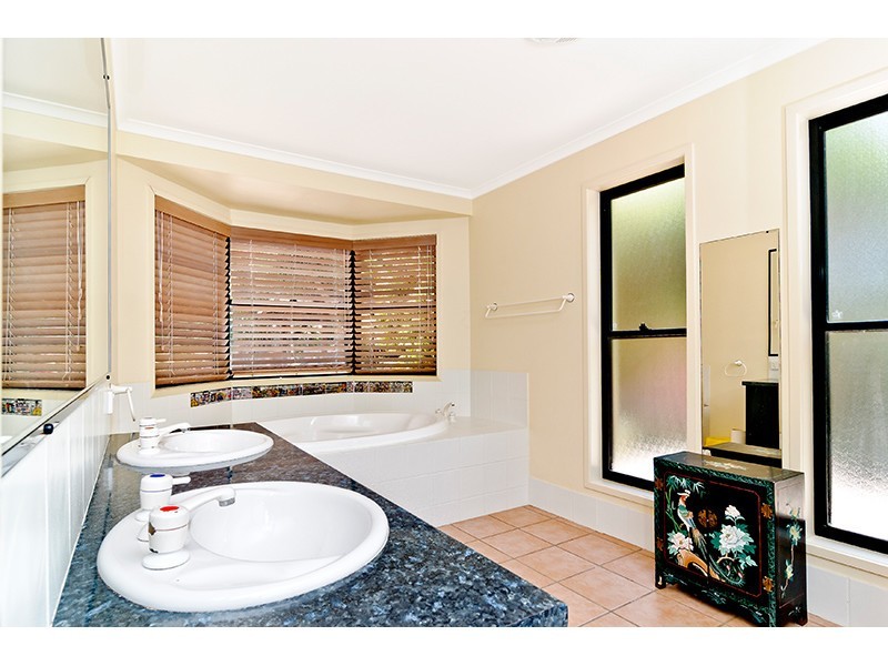 2 Livistona Drive, Doonan QLD 4562