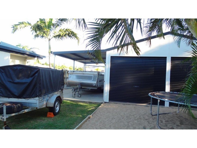 14 Starboard Circuit, Shoal Point QLD 4750