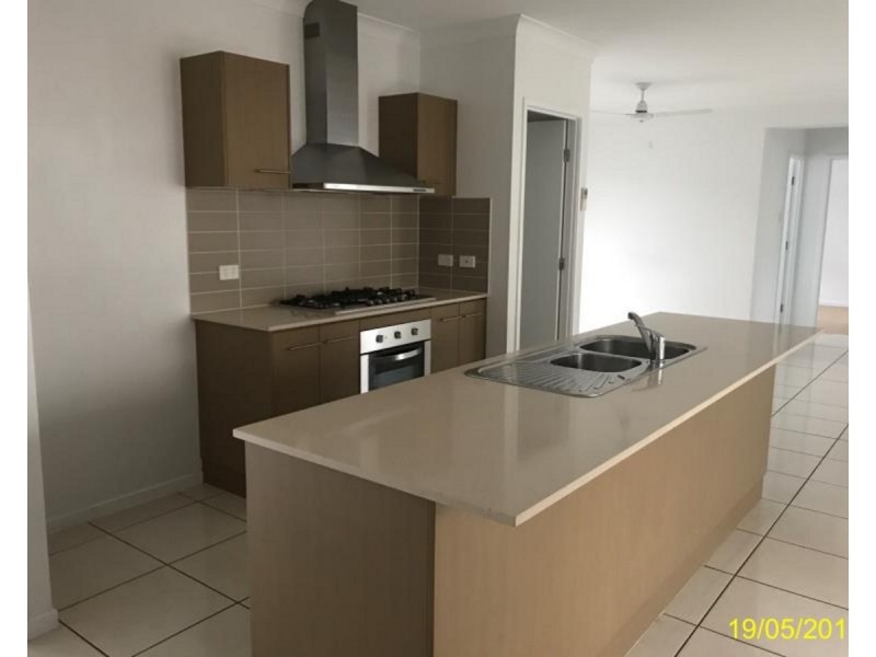 6 Wake Court, Birtinya QLD 4575