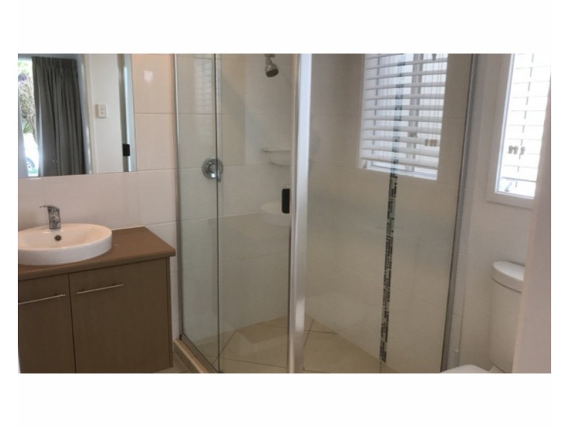 6 Wake Court, Birtinya QLD 4575