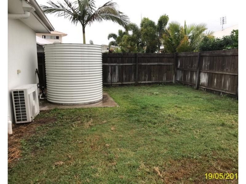 6 Wake Court, Birtinya QLD 4575