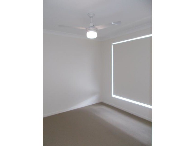 1/59 Caroval Drive, Rural View QLD 4740