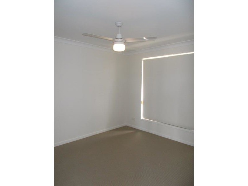 1/59 Caroval Drive, Rural View QLD 4740