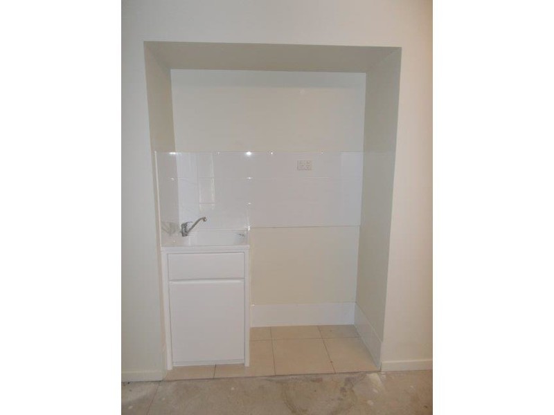 6 Holloways Court, Blacks Beach QLD 4740