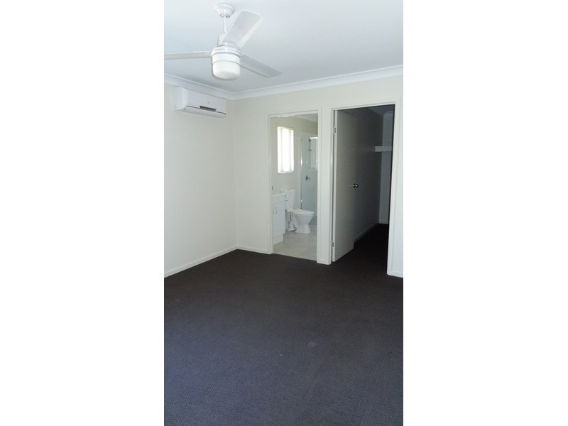 25 Scarborough Circuit, Blacks Beach QLD 4740