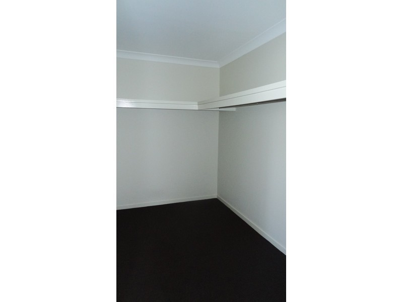 25 Scarborough Circuit, Blacks Beach QLD 4740