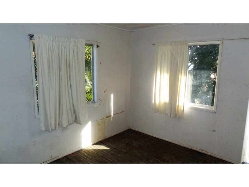 7 Shoal Point Road, Bucasia QLD 4750