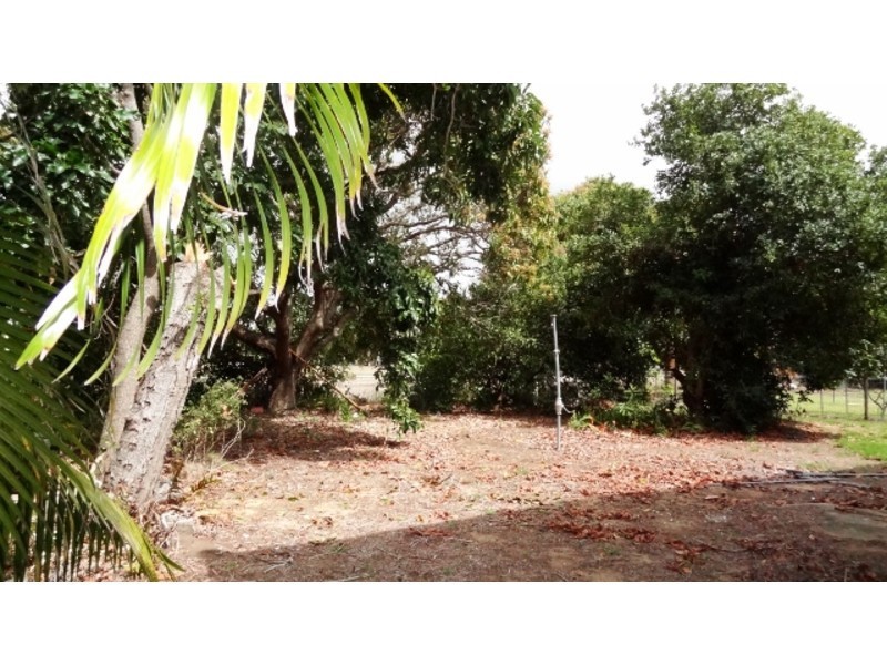 7 Shoal Point Road, Bucasia QLD 4750