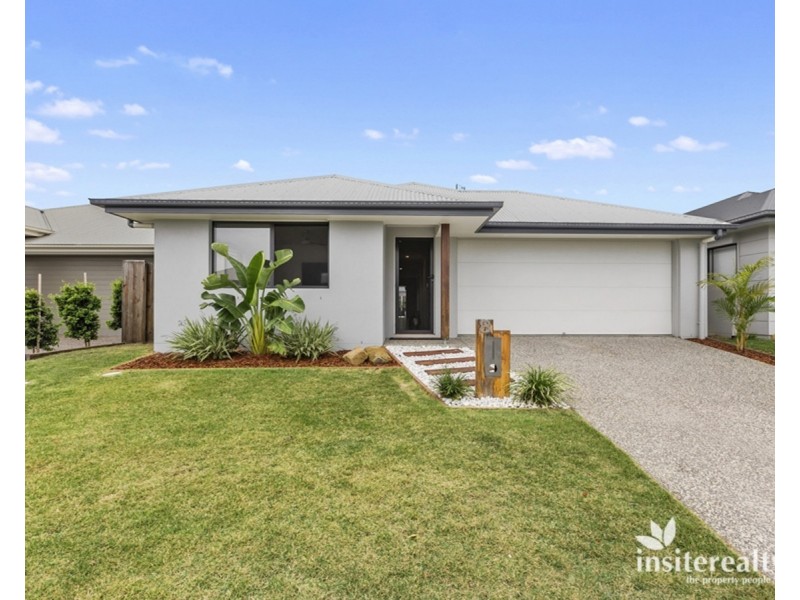 8 Pioneer Way, Palmview QLD 4553