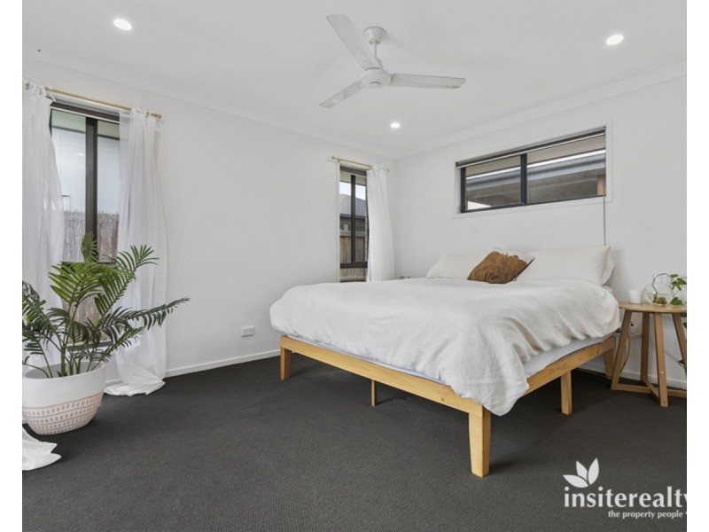 8 Pioneer Way, Palmview QLD 4553