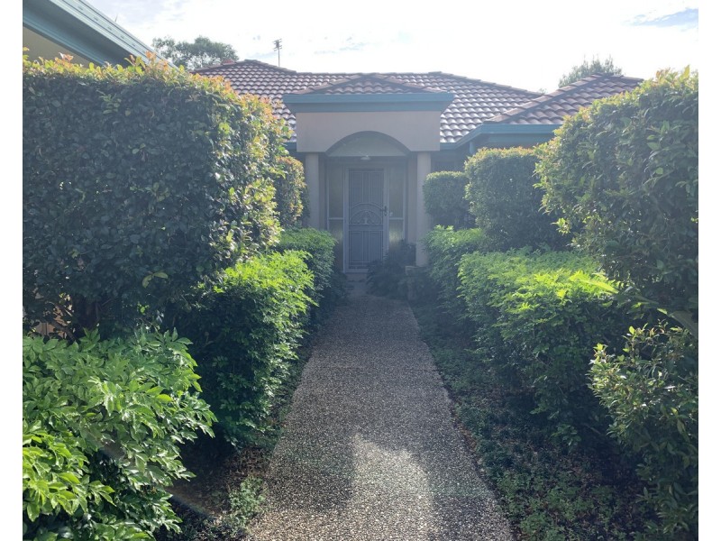 23 Oakgrove Way, Sippy Downs QLD 4556