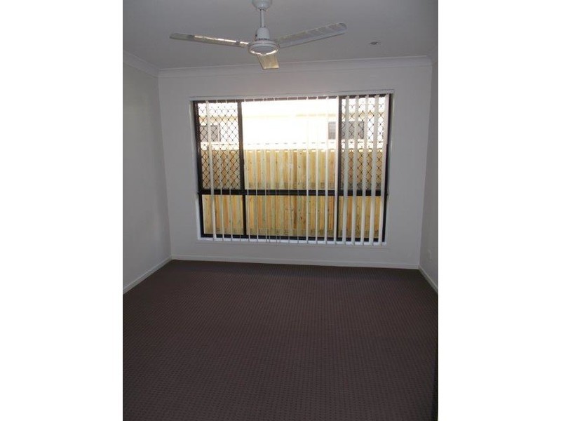 54 Commander Parade, Bucasia QLD 4750