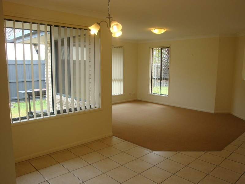 1 Constance Lane, Sippy Downs QLD 4556