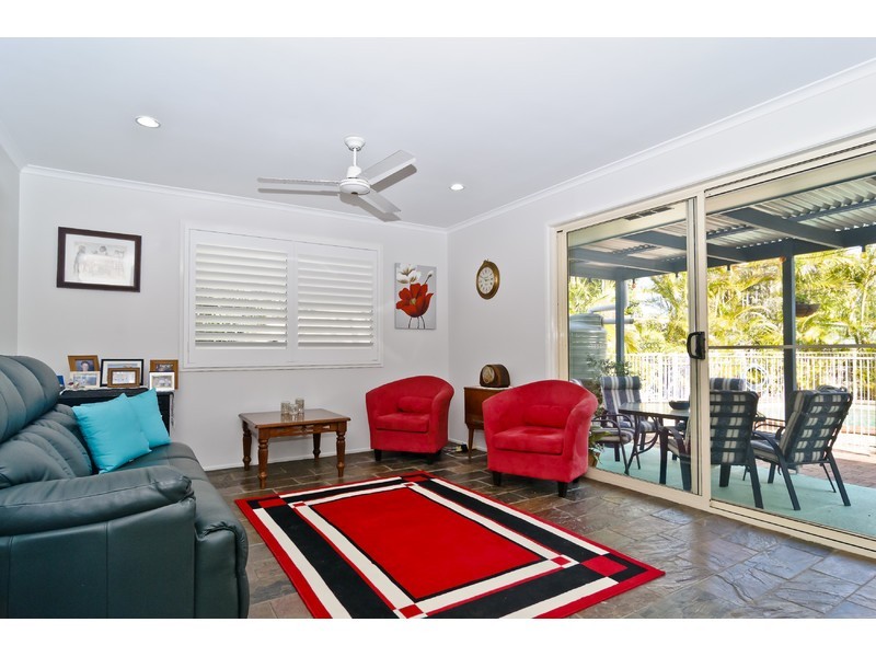 123 Westminster Avenue, Golden Beach QLD 4551