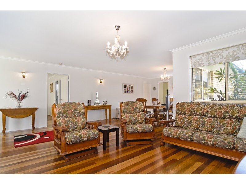 123 Westminster Avenue, Golden Beach QLD 4551