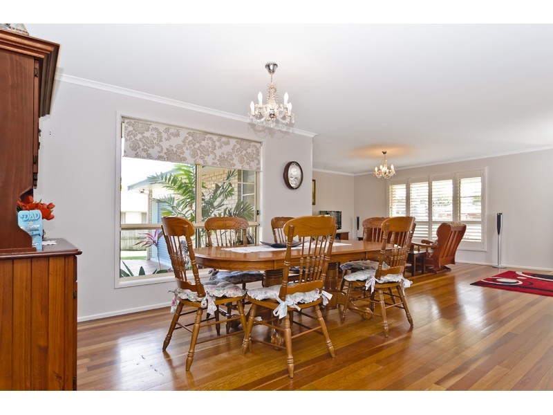 123 Westminster Avenue, Golden Beach QLD 4551