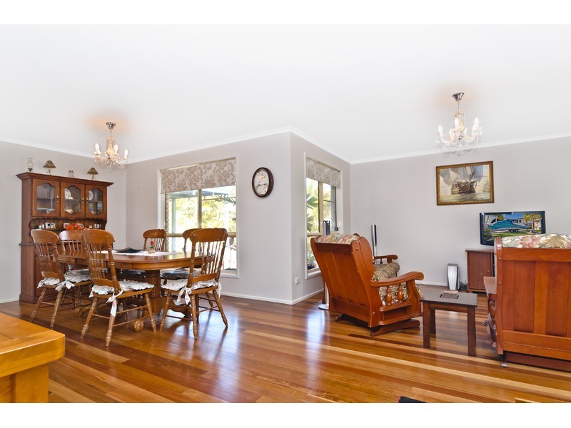 123 Westminster Avenue, Golden Beach QLD 4551