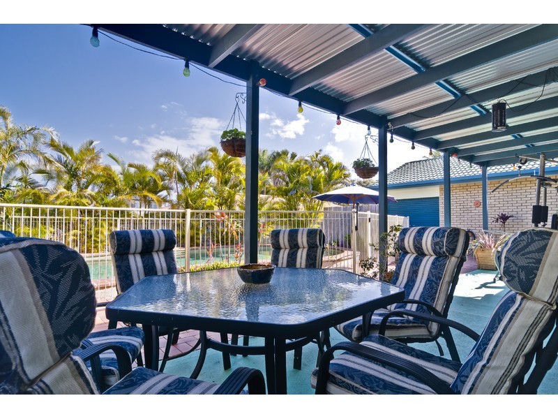 123 Westminster Avenue, Golden Beach QLD 4551